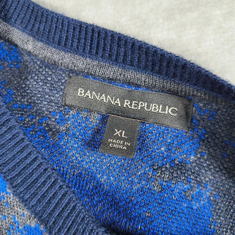 Banana Republic Merino Wool Sweater Mens XL Blue Camo Pullover Crew Neck